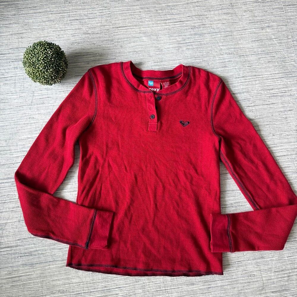 Vintage Roxy Red Thermal Long Sleeve Shirt Waffle Knit Ribbed Graphic Logo mediu